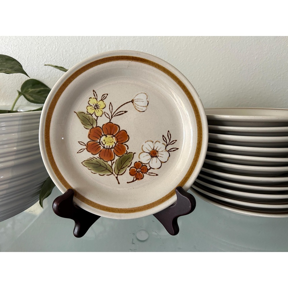 Vintage Mountain Wood‎ Stoneware Plate: 1970s Japanese Floral Trellis, 6.5 in